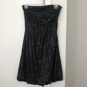 Cache sequin strapless dress